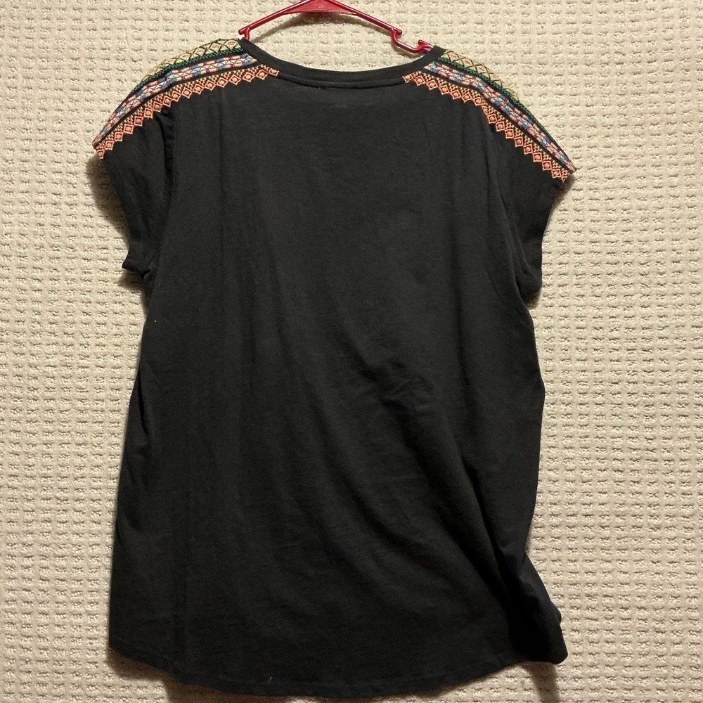 Sundance Women's Knit Top Shirt‎ Black Embroidered Aztec Southwest Inspired L - Picture 3 of 5